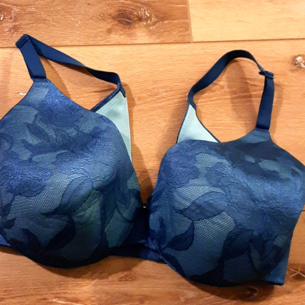 Cacique Lightly Line Full Coverage Bra